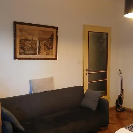 Cozy In The Centre Near Train Station * Pozsony